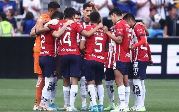 Chivas decepciona en debut en la Leagues Cup