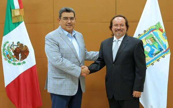 Enrique Glockner es nuevo secretario de Cultura de Puebla
