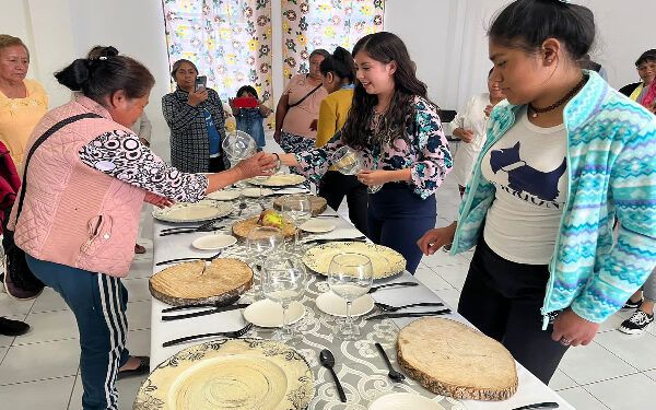 Capacitan a cocineras tradicionales