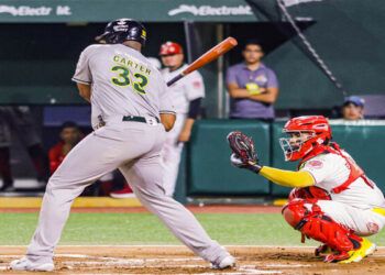 El Águila evita barrida ante Pericos
