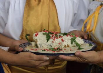 Inicia la temporada de chiles en nogada