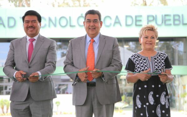 Impulsan formación de estudiantes y docentes
