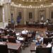 Otorgarán siete medallas por mérito docente