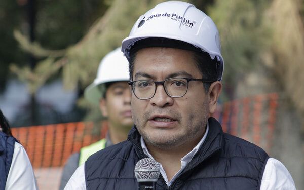 Restablecen servicio de agua en escuela