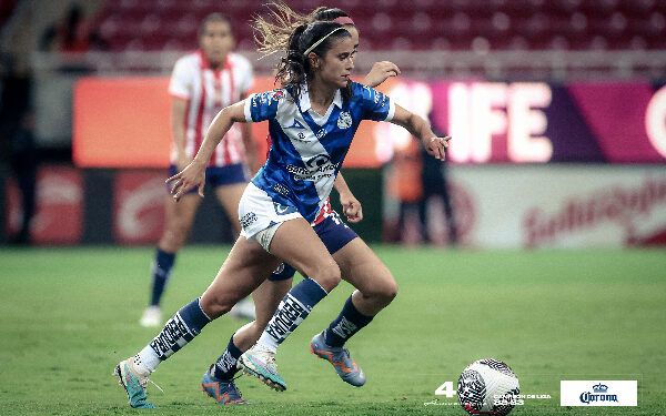 Le pega Chivas 2-0 a Puebla femenil
