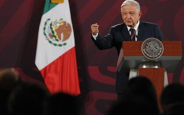 El presidente propone; la sociedad dispone