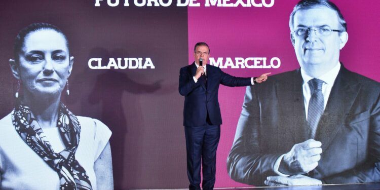 Datos falsos de Ebrard. Sheinbaum gana en encuestas serias