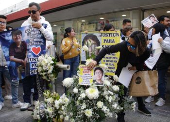 Pide apoyo madre de Santiago Mozo