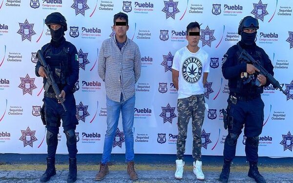 Inicia colocación de adornos patrios en Puebla capital