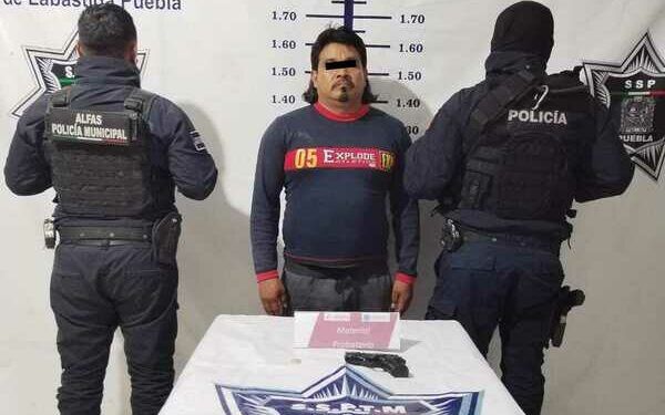 Detienen en Texmelucan a un hombre por asalto a mano armada