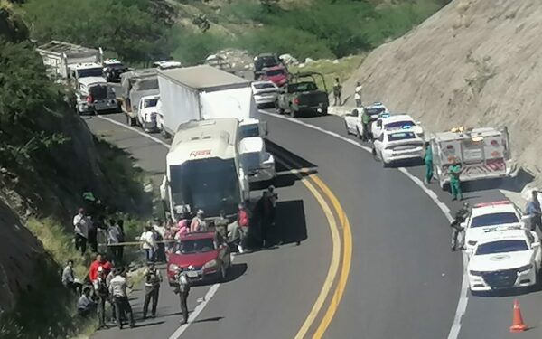 Suman 18 migrantes fallecidos