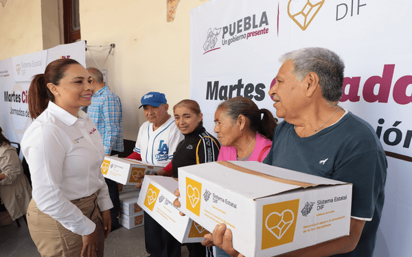 SEDIF entrega apoyos en jornada ciudadana en Puebla