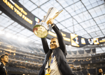 Jaime Lozano continuará al frente de la selección mexicana