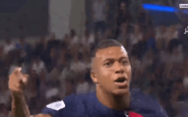 Mbappé anota en su regreso con el PSG