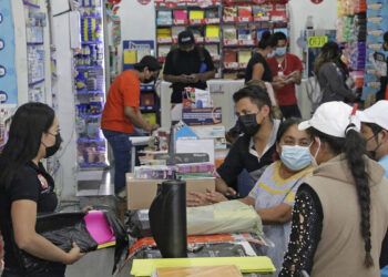 Hasta 10 mil pesos se gastarán por alumno en útiles escolares