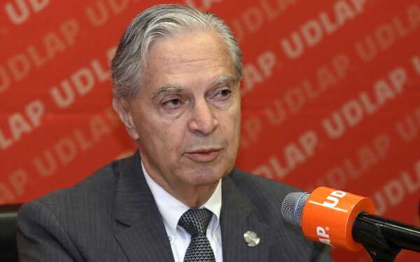 Al Oído