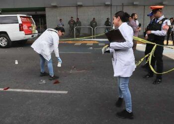 Balacera en el AICM deja dos heridos y un detenido