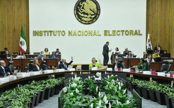 INE prevé realizar 3 debates presidenciales en 2024