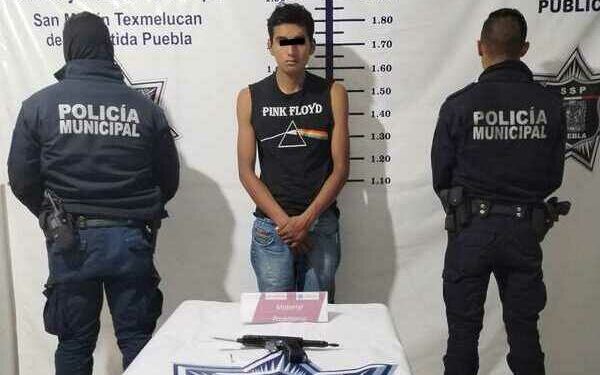 Detienen en Texmelucan a sujeto con un arma de fuego