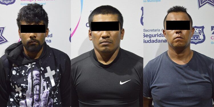 Sujetos con armas de fuego y droga son capturados en Puebla