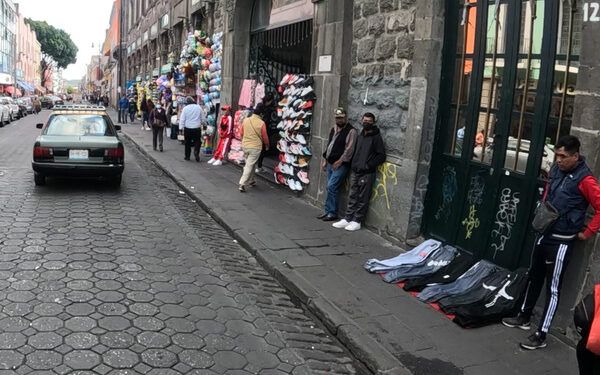 Retiro de hasta 35 ambulantes a la quincena en el Centro