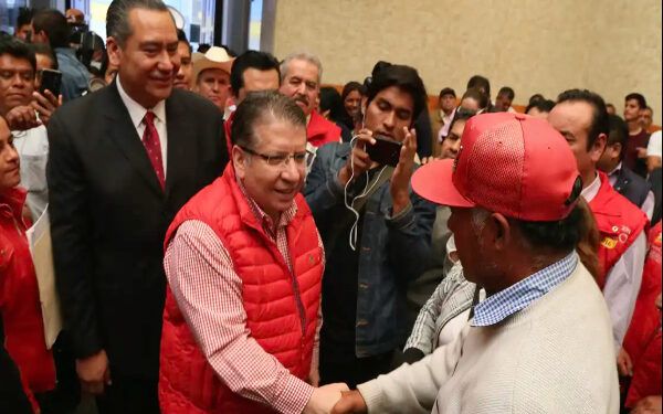 EL PRI Y LOS TRAIDORES: VA EN SERIO EXPULSIÓN DE DOGER Y LEOBARDO SOTO 