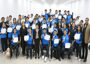 BUAP entrega becas a medallistas de la Universiada Nacional 2023