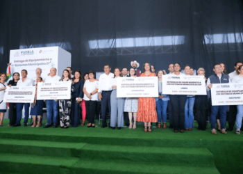 Dan equipamiento a sistemas DIF de 69 municipios