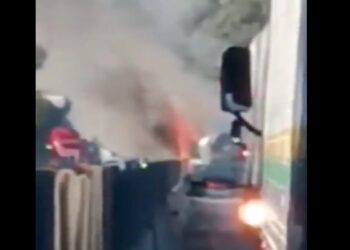 Pipa se incendia en el Arco Norte, con dirección a Texmelucan