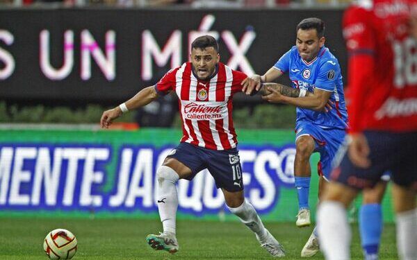 Chivas separa a Alexis Vega, Chicote Calderón y a canterano por indisciplina