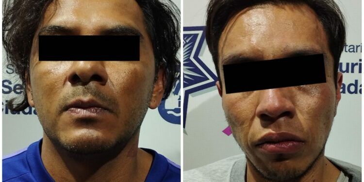 Detienen a dos sujetos relacionados con atraco a camión de valores en Puebla