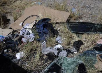 Volcadura de autobús deja 16 migrantes muertos