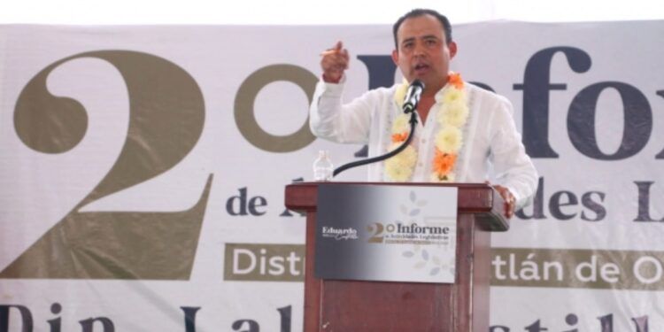 Congreso de Puebla: Eduardo Castillo rindió segundo informe de labores