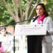 Entregan pelucas y prótesis a 60 mujeres
