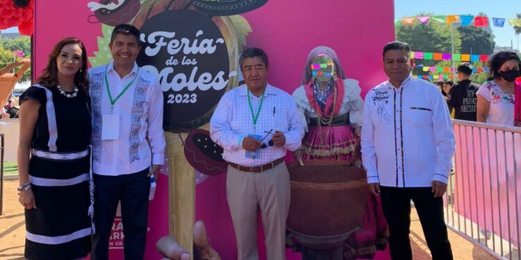 Mole representa gastronomía de Puebla