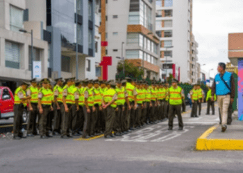 Más de 53 mil policías serán desplegados durante la segunda vuelta electoral en Ecuador