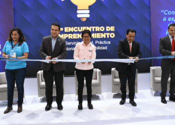 Rectora BUAP inaugura el Encuentro de Emprendimiento en el Servicio Social, Práctica Profesional y Empleabilidad