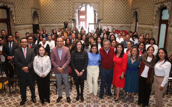 Congreso de Puebla conmemora 70 aniversario del Voto de la Mujer