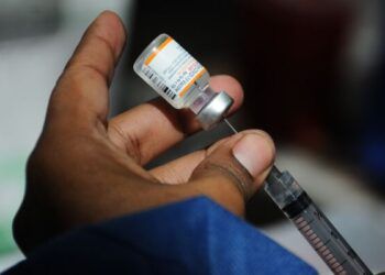 Cofepris frena la aprobación para comercializar vacunas anticovid