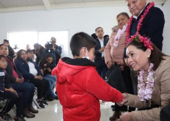 En Puebla hay oportunidades de estudio para todos: Bonilla