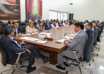 A cumplir metas llama Céspedes a gabinete