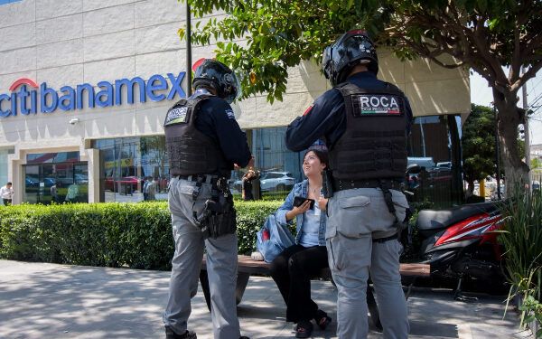 Brinda policía municipal de Puebla servicio de Acompañamiento Bancario
