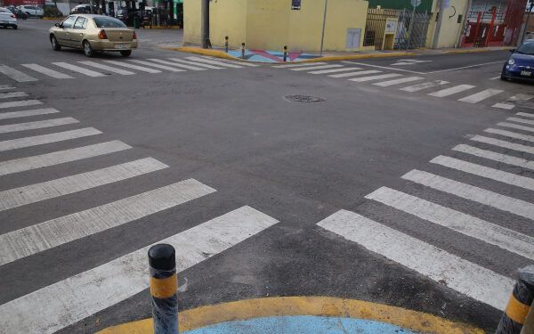 Rehabilitan vialidad en la colonia Granjas Puebla