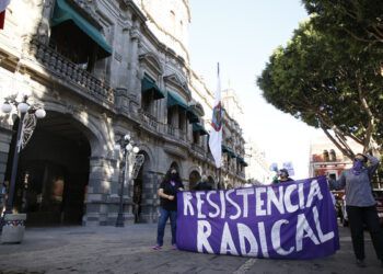 Marcha 25N: poblanas marchan por una vida libre de violencia