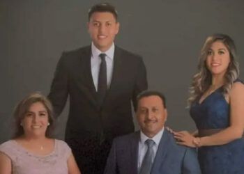 Despiden a hermanos fallecidos en Vía Atlixcáyotl