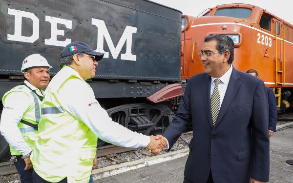 Celebra Céspedes Peregrina el Día del Ferrocarrilero en Puebla