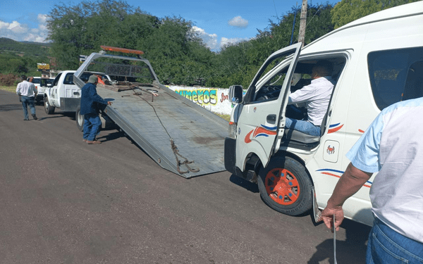 Suspenden unidades de transporte irregular