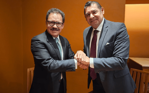Alejandro Armenta e Ignacio Mier se reúnen para acordar unidad