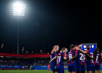 Barcelona golea 5-0 en el inicio de la Champions Femenina