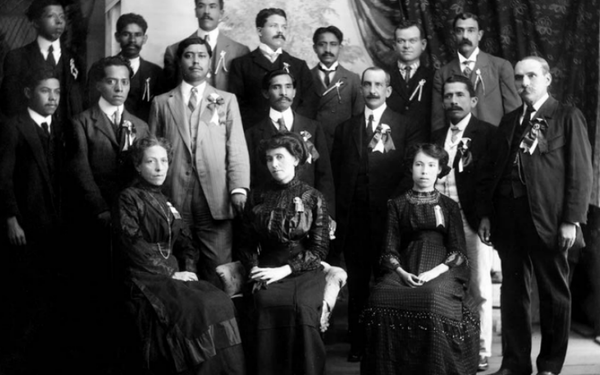 IN MEMORIAM / JUNTA REVOLUCIONARIA